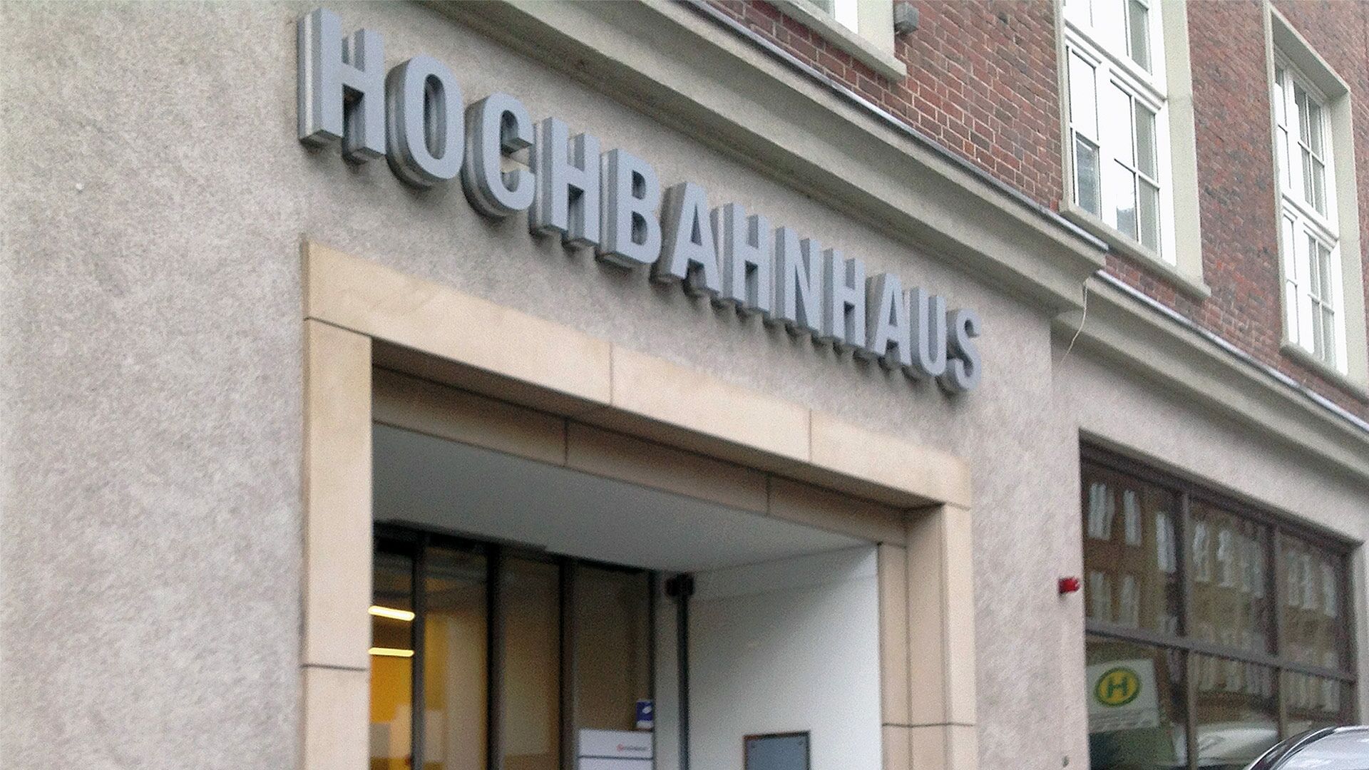 Hochbahnhaus B.E.G. Brück Electronic GmbH